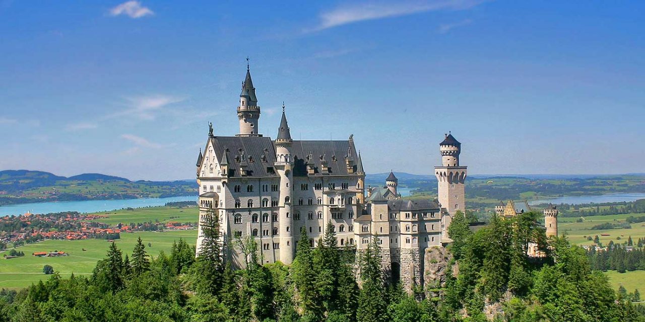 https://projetos.ss2.com.br/btgviagens/wp-content/uploads/2019/10/pacotes-de-viagens-banner-internas-alemanha-castelo-neuschwanstein-1280x640.jpg