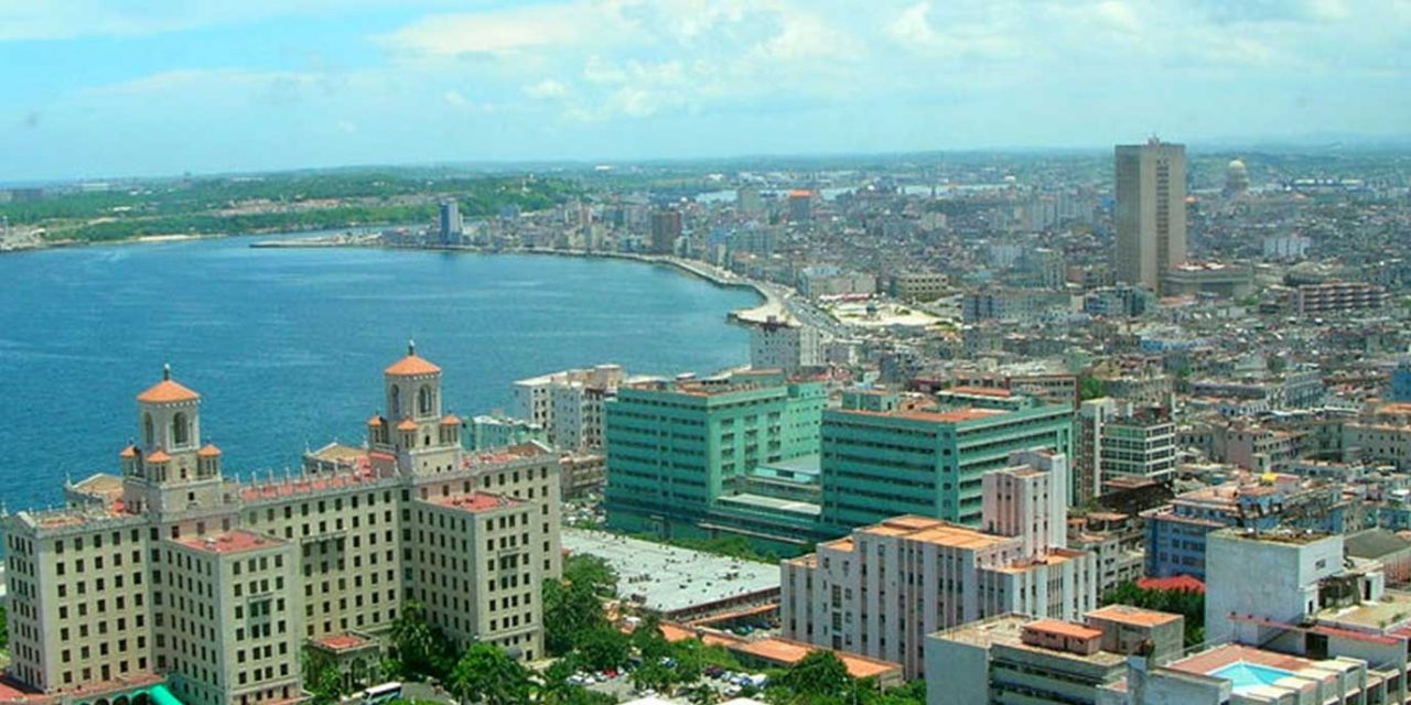 https://projetos.ss2.com.br/btgviagens/wp-content/uploads/2019/10/pacotes-de-viagens-banner-internas-america-central-caribe-cuba-havana-1280x640.jpg