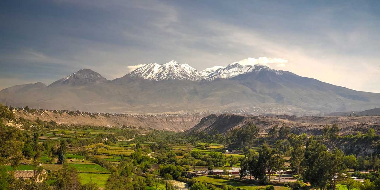 https://projetos.ss2.com.br/btgviagens/wp-content/uploads/2019/10/pacotes-de-viagens-banner-internas-america-do-sul-peru-arequipa-1280x640.jpg
