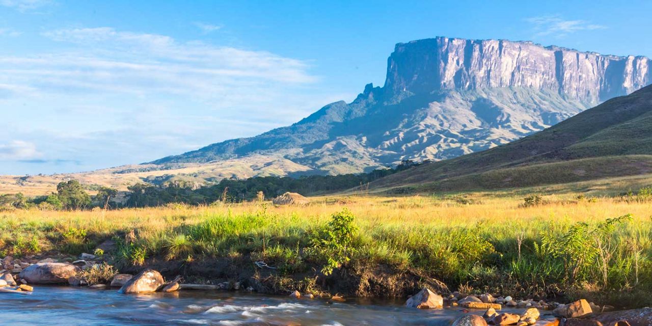 https://projetos.ss2.com.br/btgviagens/wp-content/uploads/2019/10/pacotes-de-viagens-banner-internas-america-do-sul-venezuela-monte-roraima-1280x640.jpg