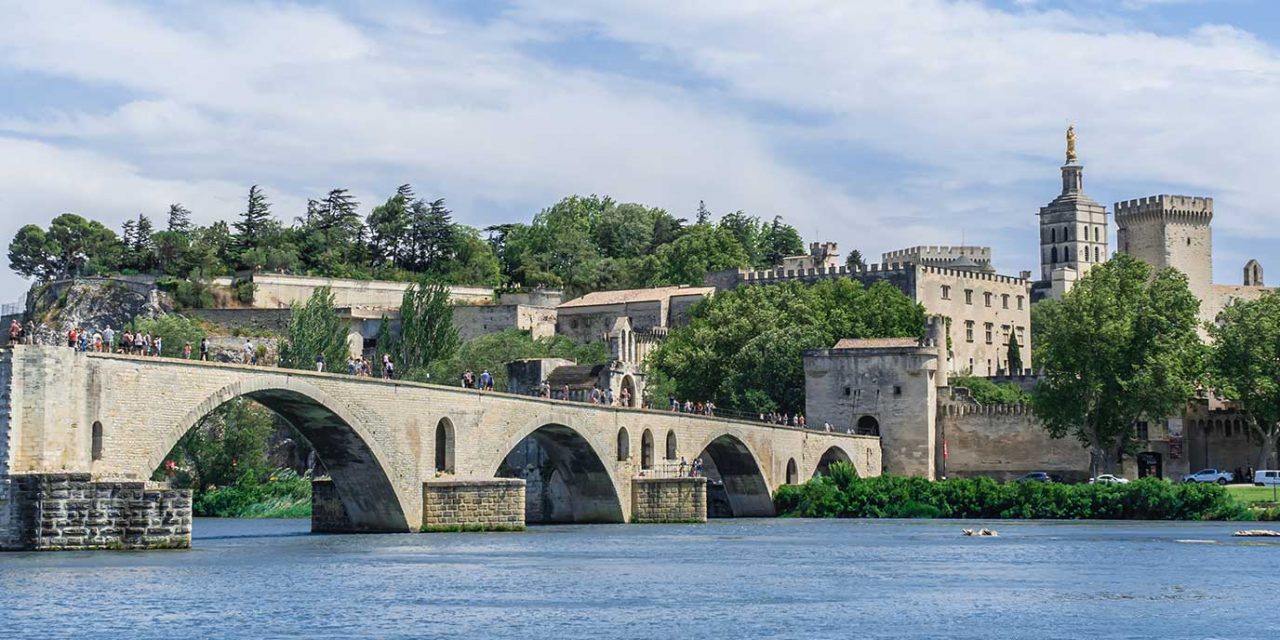 https://projetos.ss2.com.br/btgviagens/wp-content/uploads/2019/10/pacotes-de-viagens-banner-internas-europa-franca-avignon-1280x640.jpg