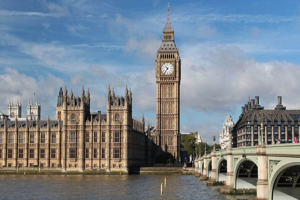 https://projetos.ss2.com.br/btgviagens/wp-content/uploads/2020/01/londres-e-paris.jpg