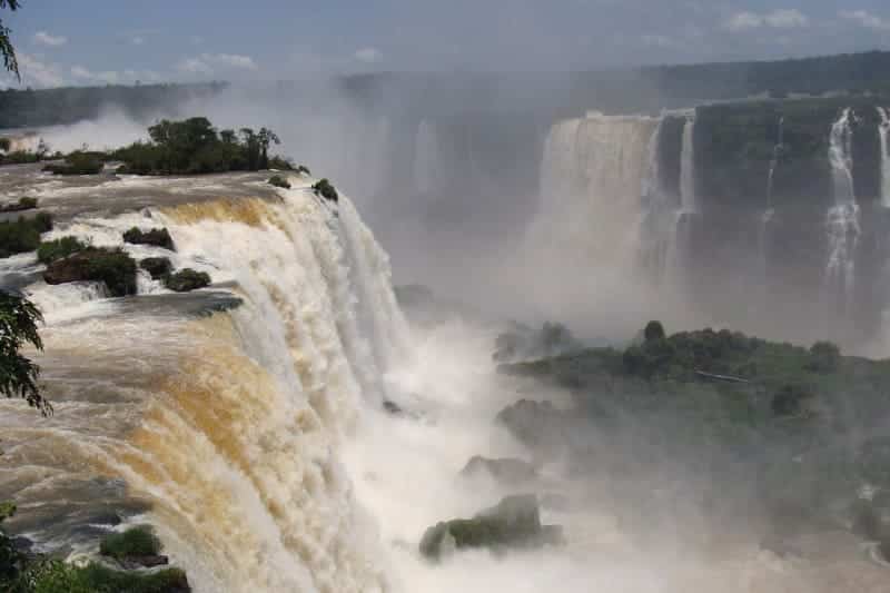 https://projetos.ss2.com.br/btgviagens/wp-content/uploads/2020/03/foz-12.jpg